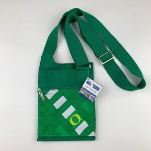 New Tessuta Oregon Ducks Crossbody Bag Green Woven Ribbon Pockets Adjustable